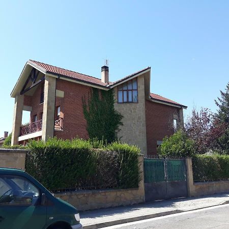 Preciosa Casa Independiente Con Piscina Cubierta Y Gran Jardin Privados Haro Exteriör bild